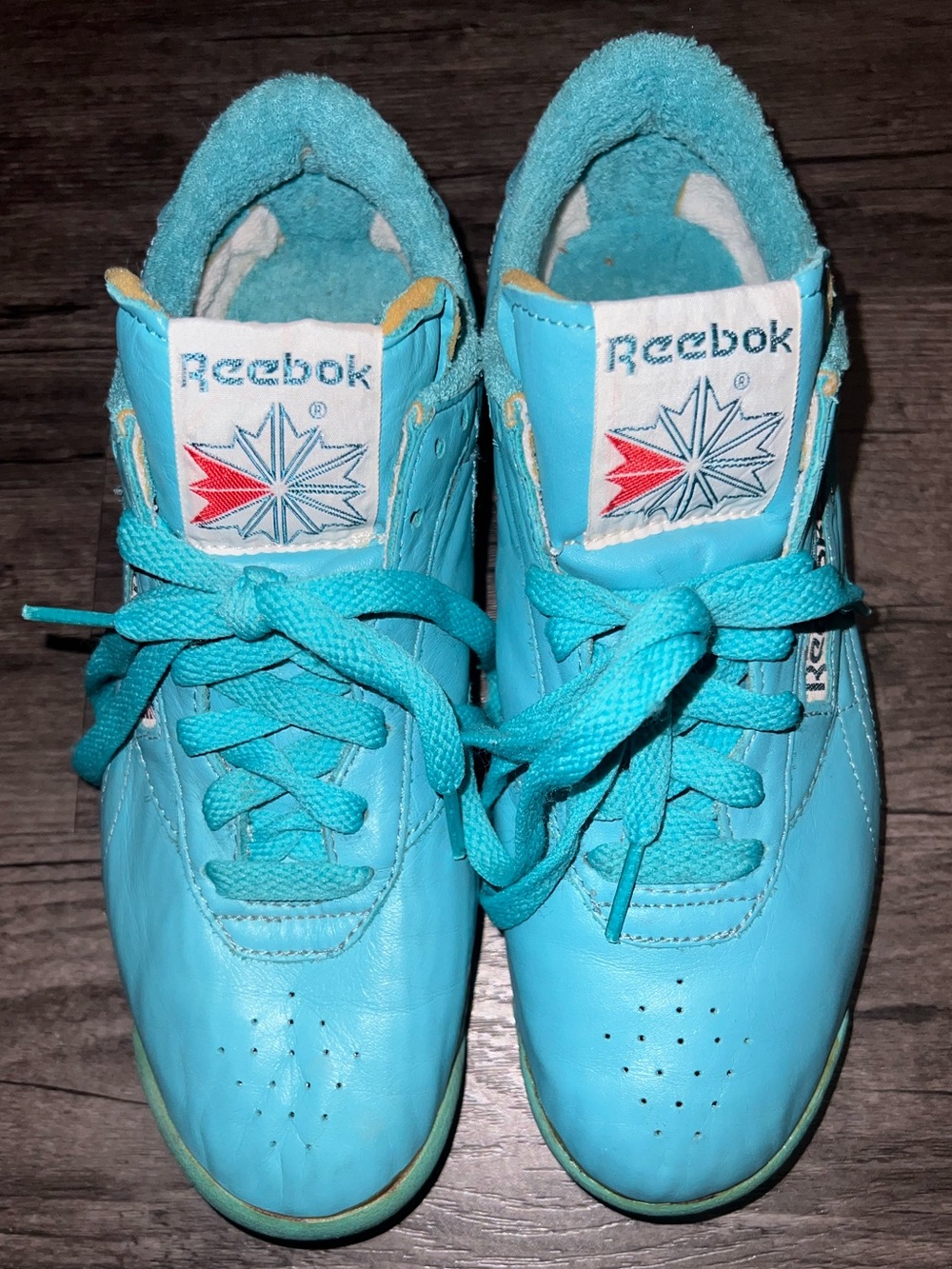 Vintage Reebok Teal turquoise Blue Sneakers shoes women’s 7 6.5 rare